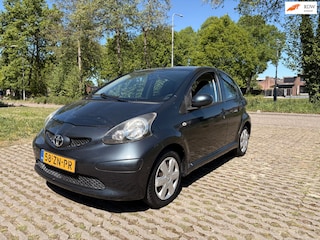Toyota Aygo 1.0-12V +