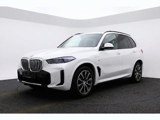 BMW X5 50 e xDrive M Sport Pano l Trekhaak l HUD l 360 l Drive ASSISTAN