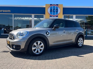 Mini Countryman 1.5 Cooper S E ALL4 Pepper Hybrid | PanoramaDak | Carplay | Camera | Head-Up |