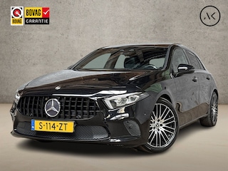Mercedes-Benz A-klasse 200 AMG Sport 163Pk Automaat (SCHUIFDAK, SFEERVERLICHTING, GROOT NAVI, WIDESCREEN, CAMERA, GETINT GLAS, SPORTSTOELEN, STOELVERWARMING, LEDER, NIEUWSTAAT)