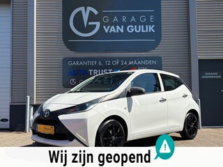 Toyota Aygo 1.0 VVT-i x 69PK Airco,Isofix,Bluetooth,ElektrRamen,Multi-Stuur,Radio/Cd-Speler,Lmv,Usb,Led