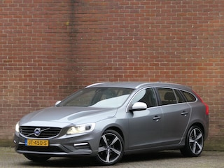 Volvo V60 1.5 T3 AUT R-Design Standkachel / Cruise control / Xenon