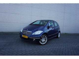 Mercedes-Benz A-klasse 160 Business Class Elegance AUTOMAAT - Airco / Cruise / BT / Parkeers. / Lm velgen / NAP