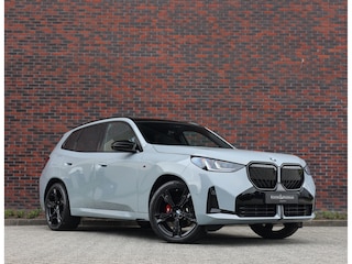 BMW X3 30e xDrive | Pano - Trekhaak - HUD