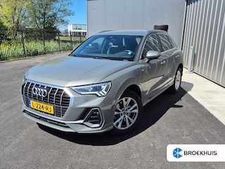 Audi Q3 45 TFSI e S Edition 245Pk DSG/AUTO | Achteruitrijcamera | Trekhaak uitklapbaar | Aplle carplay Android auto | Cruise control adaptief | Keyless entry/start | Dodehoek detektie | Stoelverwarming