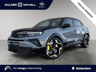 Opel Mokka Electric GSE EV 54kWh 281pk | SNEL LEVERBAAR! | €5.000 KORTING | ZWARTE MOTORKAP | SPORTSTOELEN | CAMERA | APPLE CARPLAY / ANDROID AUTO | 3-FASEN |