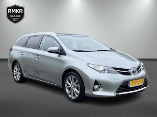 Toyota Auris Touring Sports 1.8 Hybrid Lease