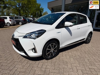 Toyota Yaris 1.5 Hybrid Team D, Navi, Camera, Automaat, etc