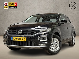 Volkswagen T-Roc 1.0 TSI Sport (PANORAMADAK, VIRTUAL COCKPIT, APPLE CARPLAY, GROOT NAVI, LED KOPLAMPEN, SPORTSTOELEN, ADAPTIVE CRUISE, PARKEERSENSOREN, NIEUWE APK, NIEUWSTAAT)