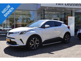 Toyota C-HR 1.8 Hybrid STYLE ULTIMATE AFN.TREKHAAK DODEHOEK DETECTIE SENSOREN V+A STOELVERW. KEYLESS AD-CRUISE LED