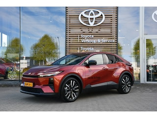 Toyota C-HR First Edition 77 kWh automaat 224pk | DEMO-auto | 20 inch velgen | Snel leverbaar |