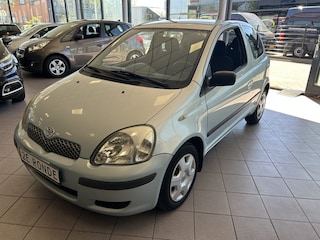 Toyota Yaris 1.3 VVT-i Idols EERSTE EIG 102 DKM APK 11-26 BJ 2004 !!!