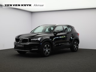 Volvo XC40 1.5 T2 Business Pro / Trekhaak / Adaptive Cruise / Lederen Bekleding / BLIS / Keyless Entry / Pilot Assist / Parkeercamera /