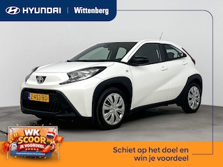 Toyota Aygo 1.0 VVT-i MT Play | Achteruitrij camera |  Apple Carplay/Android Auto | Adaptive cruise | Lane assist | Start/stop |