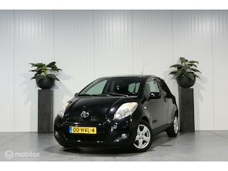 Toyota Yaris 1.3 VVTi Aspiration airco elektrische ramen apk