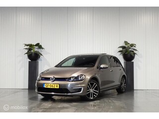 Volkswagen Golf 1.4 TSI GTE pano stoelverwarming apk
