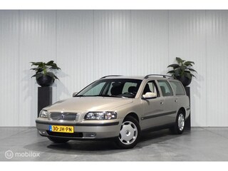 Volvo V70 2.4 D5 Comfort Line airco trekhaak apk