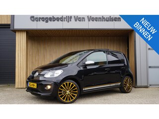 Volkswagen Up 1.0 75pk 5Drs Automaat Special Up! Pano.Dak 17inch LM Beats Trekhaak A-Camera Cruise Control 37891km! Unieke Up!