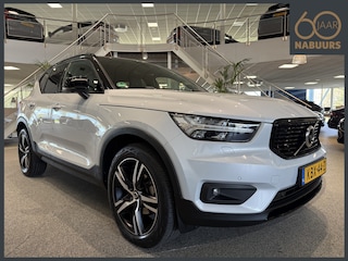 Volvo XC40 1.5 T3 R-Design, Pano, Leder, 360cam, Pilot Assist, H&K