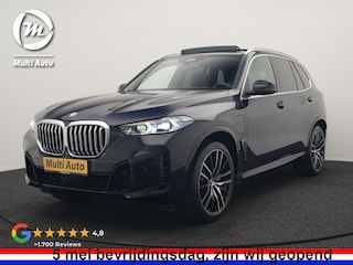 BMW X5 xDrive50e M Sport PHEV 490pk Dealer O.H. | Panodak Sky Lounge | Luchtvering | Head Up | 360 Camera | Harman / Kardon | Lederen Sportstoelen Memory & Verwarmd | Apple Carplay | Keyless | Blis | 22"L.M | Plug In Hybrid |