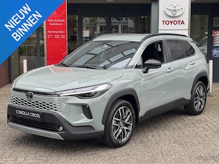 Toyota Corolla Cross 2.0 Hybrid 180 DYNAMIC NIEUW DIRECT LEVERBAAR! BLIND SPOT STOEL/STUURVERW KEYLESS 18'' LM-VELGEN APPLE/ANDROID NAVI CLIMA AD-CRUISE PARK-SENSOREN