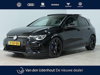 Volkswagen Golf 2.0 TSI DSG R 4Motion | Panoramadak | Akrapovič | Nappa Leder R Geventileerd | HarmanKardon 232