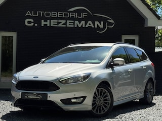 Ford Focus Wagon 1.0 140PK ST-Line 1e eigenaar DealerOH Navigatie Camera Cruise NIEUWSTAAT!