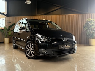 Volkswagen Touran 1.6 TDI Comfortline BlueMotion 7 persoons navigatie |