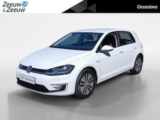 Volkswagen Golf E-DITION | Navigatie | Lichtmetalen velgen |