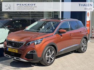 Peugeot 3008 1.2 Turbo 130PK Allure Automaat | Lage Km stand: 47800 | Panorama Schuif-Kanteldak | Afneembare Trekhaak | All Season Banden | LED Verlichting | Navigatie | Stoelverwarming | Dakrails |