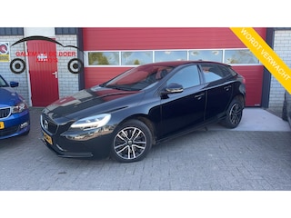 Volvo V40 1.5 T2 Nordic+ AUTOMAAT / FULL LED / STANDKACHEL / STOELVERW / NAVI / CLIMA / PDC / BLUETOOTH / CRUISE / NL-AUTO