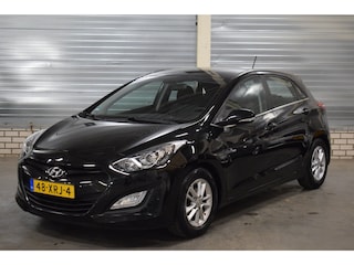 Hyundai i30 1.6 GDI Business Edition + Camera|Navigatie|Bluetooth|Climate Control|Parkeersensoren|