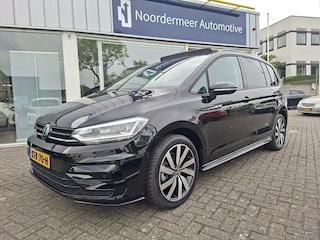 Volkswagen Touran 1.5 TSI R-line 7p carplay navi camera virtual cockpit. panoramdak keyless trekhaak