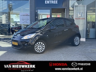 Ford Ka 1.2 69pk Titanium X | Clima | Stoelverwarming | Goed Onderhouden | Distributie Vervangen |