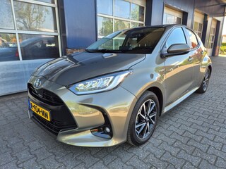 Toyota Yaris 1.5 Hybrid Dynamic, Trekhaak, Stoelverwarming, Carplay, ALL IN prijs.