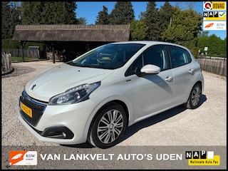 Peugeot 208 1.2 Signature Apple Carplay, LED, Parelmoer