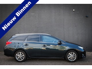 Toyota Auris Touring Sports 1.8 Hybrid Lease+ Net binnen - Nu al te bezichtigen