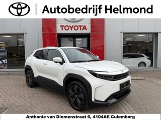 Toyota Urban Cruiser Executive AWD 61 kWh