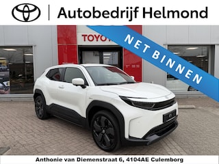 Toyota Urban Cruiser Executive AWD 61 kWh