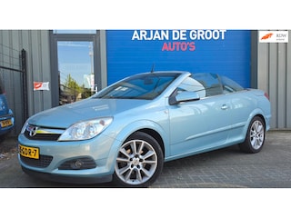 Opel Astra TwinTop 1.8 Temptation Cruise Leder NAP Distributie vervangen