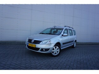 Dacia Logan 1.6 Blackline 7p. Airco / Elektr. ramen / Trekhaak / Lm velgen / NAP
