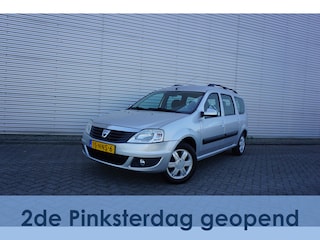 Dacia Logan 1.6 Blackline 7p. Airco / Elektr. ramen / Trekhaak / Lm velgen / NAP