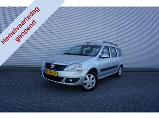 Dacia Logan 1.6 Blackline 7p. Airco / Elektr. ramen / Trekhaak / Lm velgen / NAP