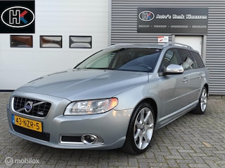Volvo V70 2.0T 203pk AUTOMAAT-6 R-Design Clima PDC Trekhaak