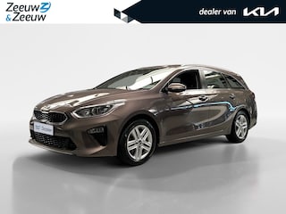 Kia Ceed Sportswagon 1.0 T-GDi DynamicLine | Trekhaak Vaste Kogel + 7-Polige Stekker| apple Carplay / Android Auto | Navigatiesysteem |  Parkeersensoren + Camera Achter | Cruise Control | Rijstrooksensor + Correctie