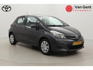 Toyota Yaris 1.3 VVT-i Aspiration | Trekhaak | Airco | Cruise Control | Camera | Bluetooth | Elektrische ramen voor | Radio CD/MP3 speler