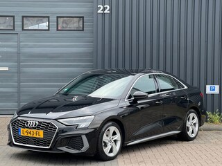 Audi A3 Limousine 35 TFSI S-Line|150PK|Virtual|Matrix|PDC|Sportstoelen|Dealer Onderh