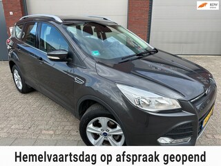Ford Kuga 1.5 / Navi / PDC / Clima / Cruise / NAP