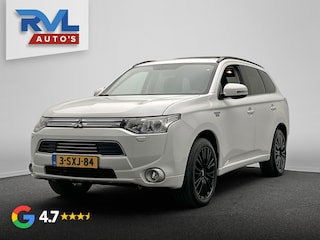 Mitsubishi Outlander 2.0 PHEV instyle | Pano/Dak | Trekhaak | Leder | Origineel NL