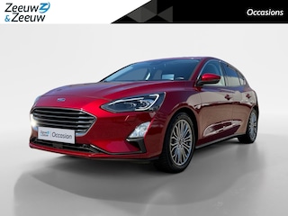 Ford Focus 1.0 EcoBoost Titanium Business | Adaptief cruise control | Trekhaak | B&O audio | HUD | Parkeersensoren voor en achter | Achteruitrijcamera | Winter pack | 17" lichtmetalen velgen |